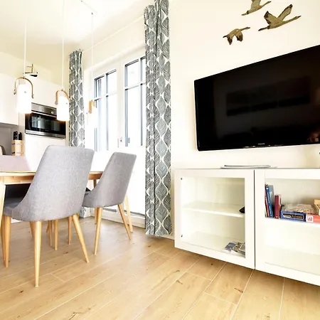 Apartment Strandlaeufer In Der Sofie Binz