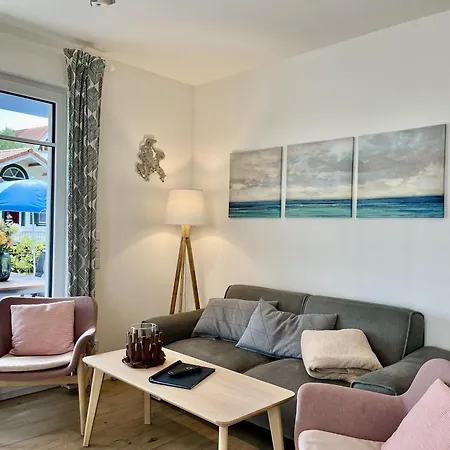 Strandlaeufer In Der Sofie Apartment Binz