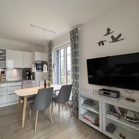Apartment Strandlaeufer In Der Sofie Binz